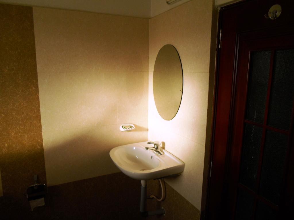 Psr Hotel Tirupati Eksteriør billede