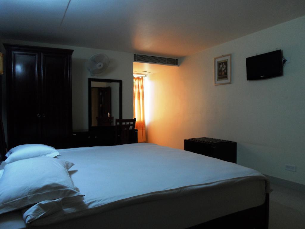 Psr Hotel Tirupati Eksteriør billede